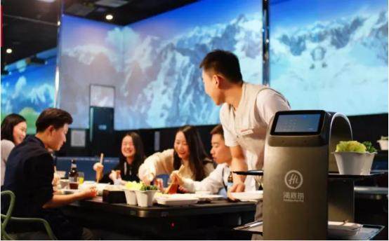 疫情加快中国餐饮行业智能化变革，无接触送餐机器人崛起插图(4)